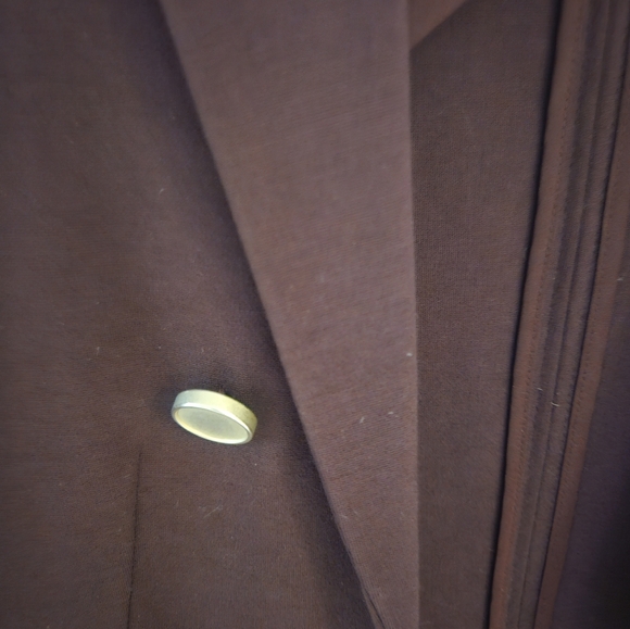 Theory wine Blazer with gold buttons size 2 - Picture 2 of 5